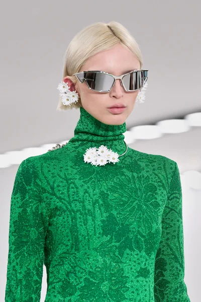 Look 84